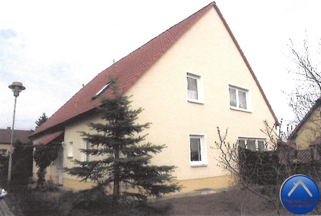 8-Zi.  Haus, 503m², 220EUR, 